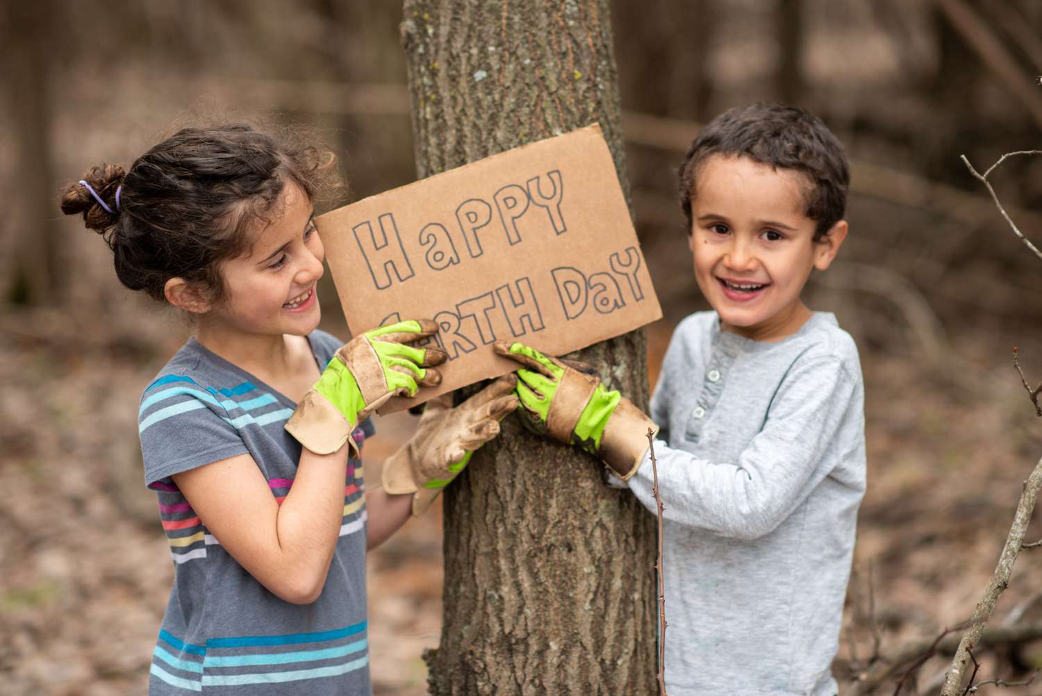 Read more about the article Earth Day Activities to Celebrate With Your Family